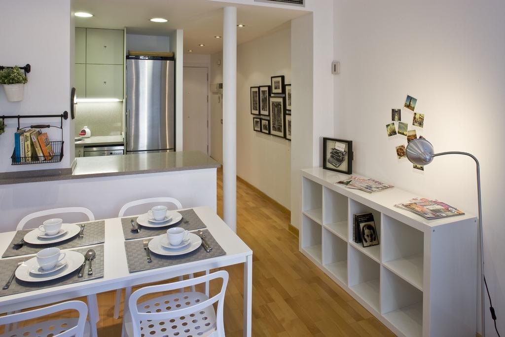 Flateli Urquinaona Apartman Barcelona Szoba fotó