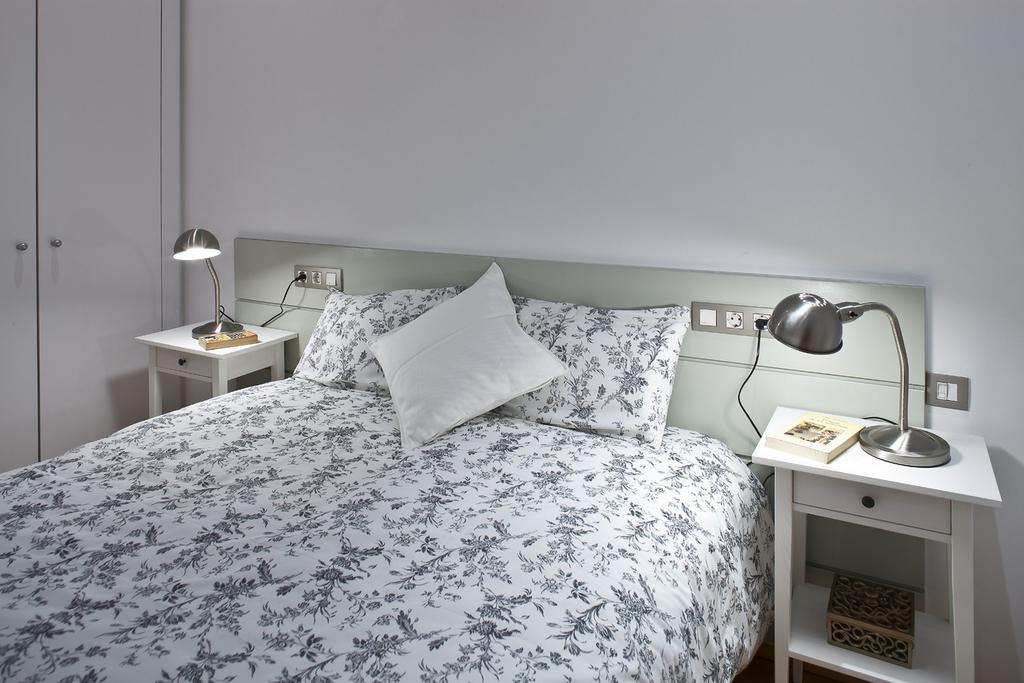 Flateli Urquinaona Apartman Barcelona Szoba fotó