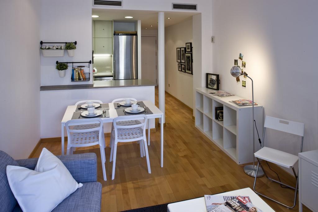 Flateli Urquinaona Apartman Barcelona Szoba fotó