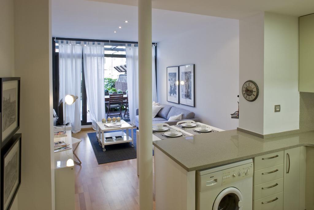Flateli Urquinaona Apartman Barcelona Szoba fotó