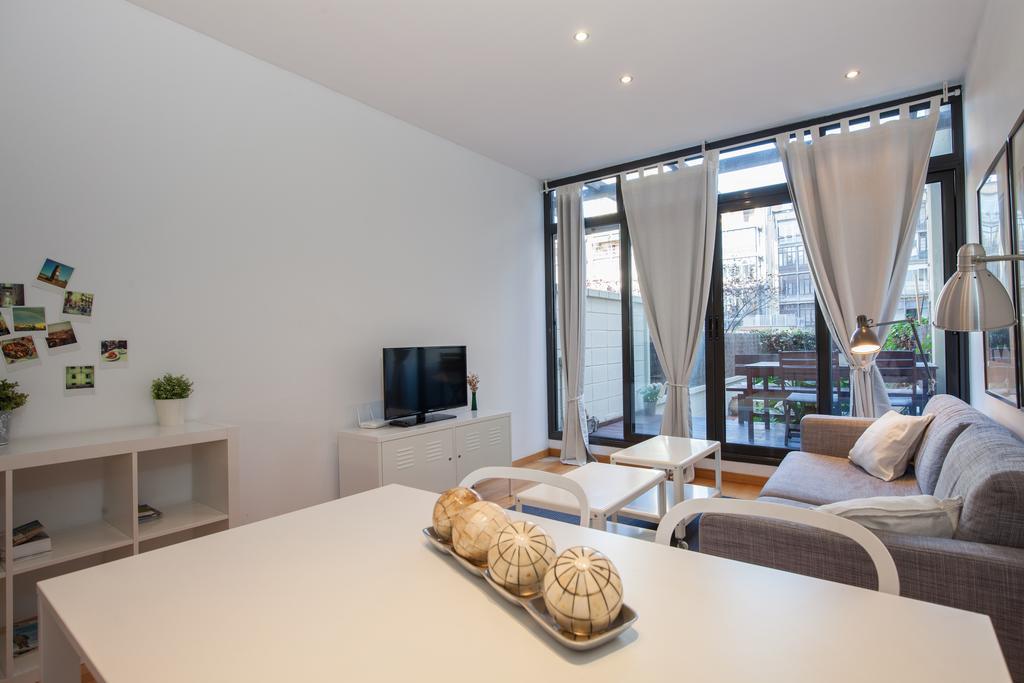Flateli Urquinaona Apartman Barcelona Kültér fotó