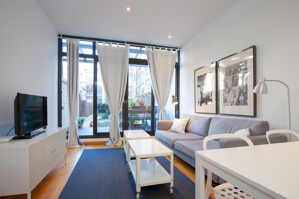 Flateli Urquinaona Apartman Barcelona Kültér fotó