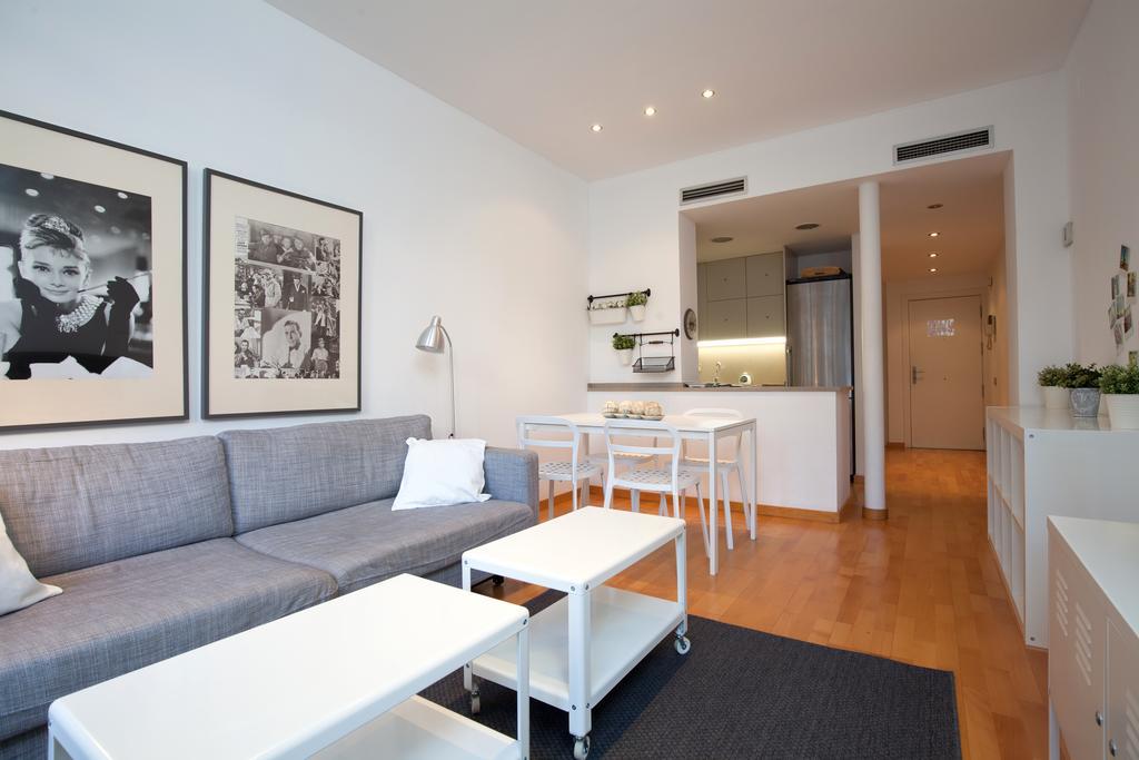 Flateli Urquinaona Apartman Barcelona Kültér fotó