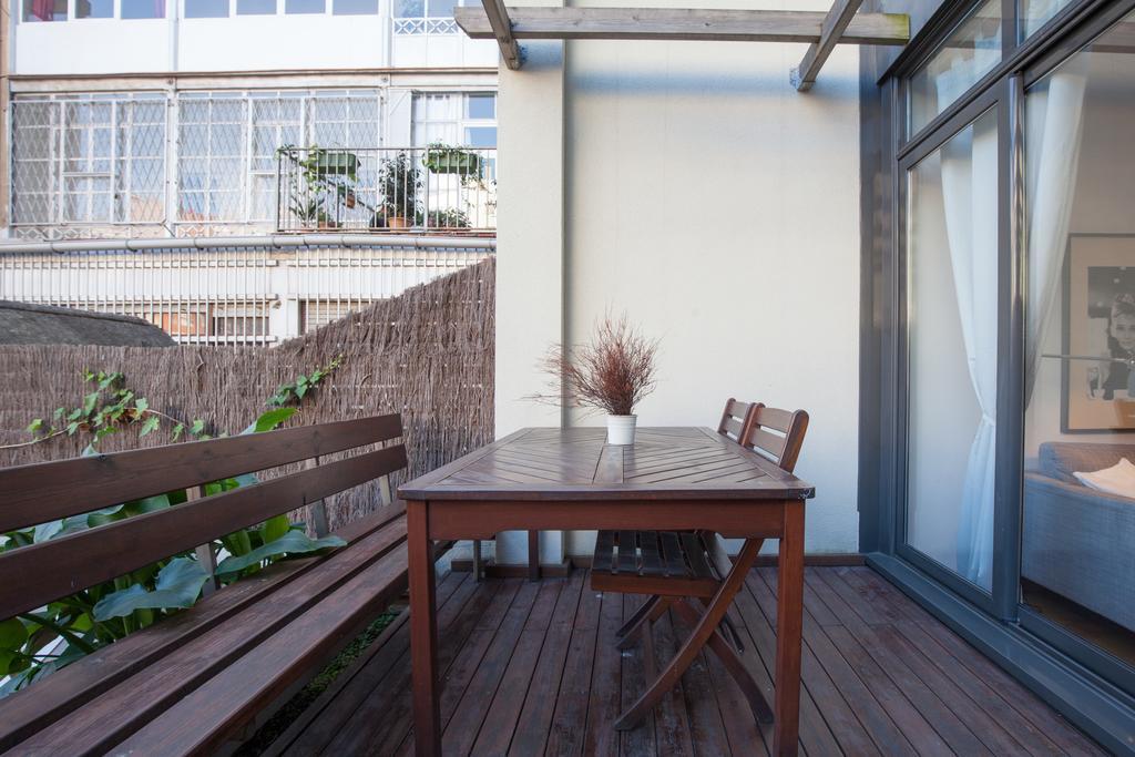 Flateli Urquinaona Apartman Barcelona Kültér fotó
