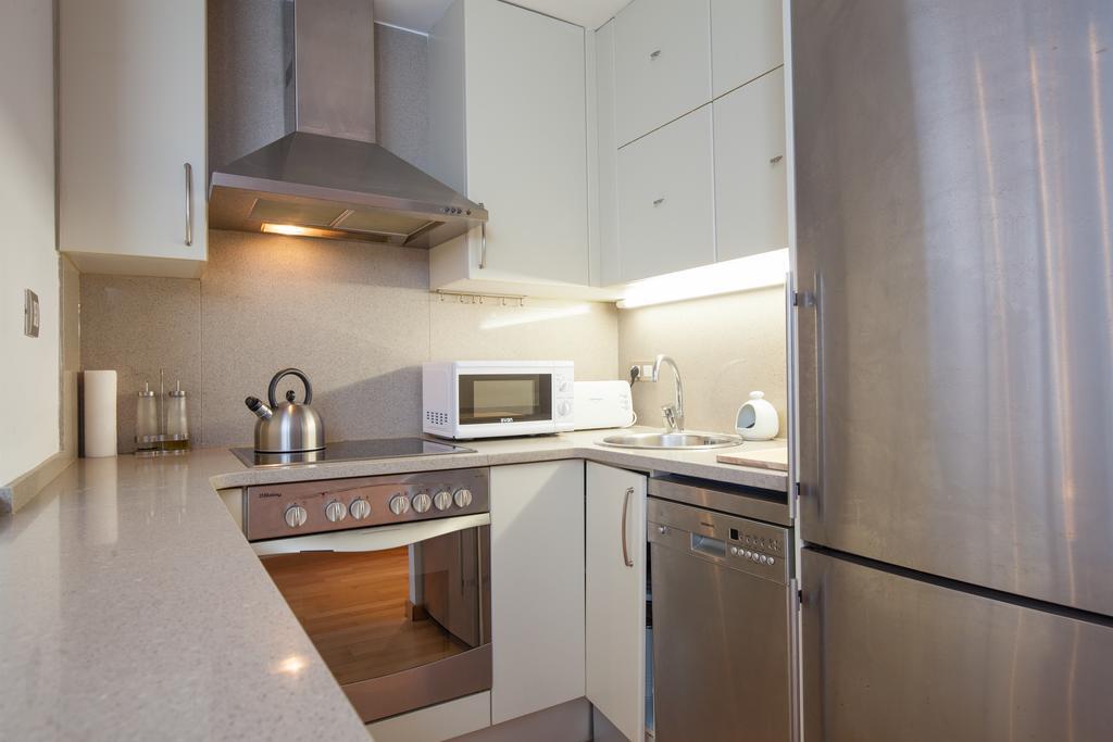 Flateli Urquinaona Apartman Barcelona Kültér fotó